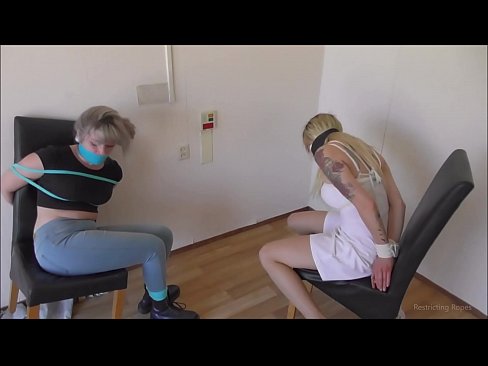 ❤️ Priklausomas / surištas ir sučiauptas / nelaimės ištikta mergina ❤ Seks video prie mūsų lt.myteporn.ru ☑