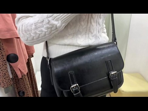 ❤️ Vieša jaunos kalės FeralBerry masturbacija su dildo aprangos kambaryje ❤ Seks video prie mūsų lt.myteporn.ru ☑