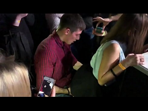 ❤️ Tikras seksas rusų naktiniame klube. 18-metė rusų mergina išangėje ir makštyje dulkinama naktiniame klube ❤ Seks video prie mūsų lt.myteporn.ru ☑